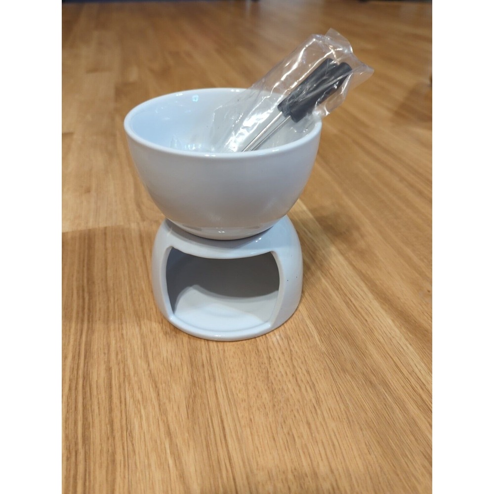 NIB Fondue Set Including 2‎ Fondue Forks
